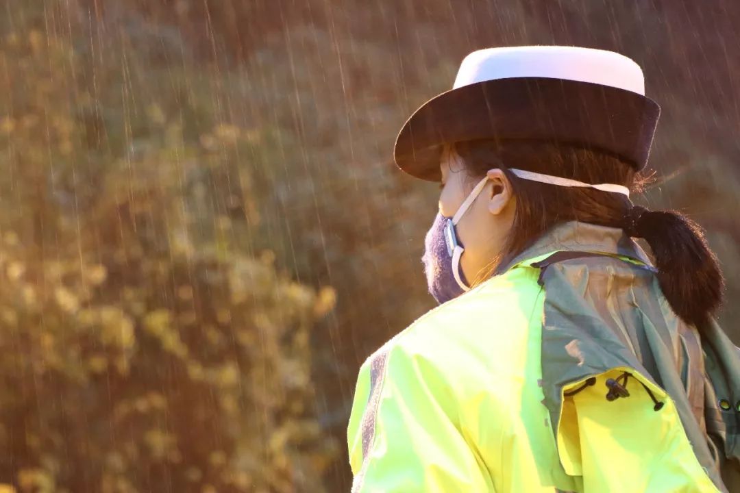 一往无前青春无悔,勇往直前无悔青春