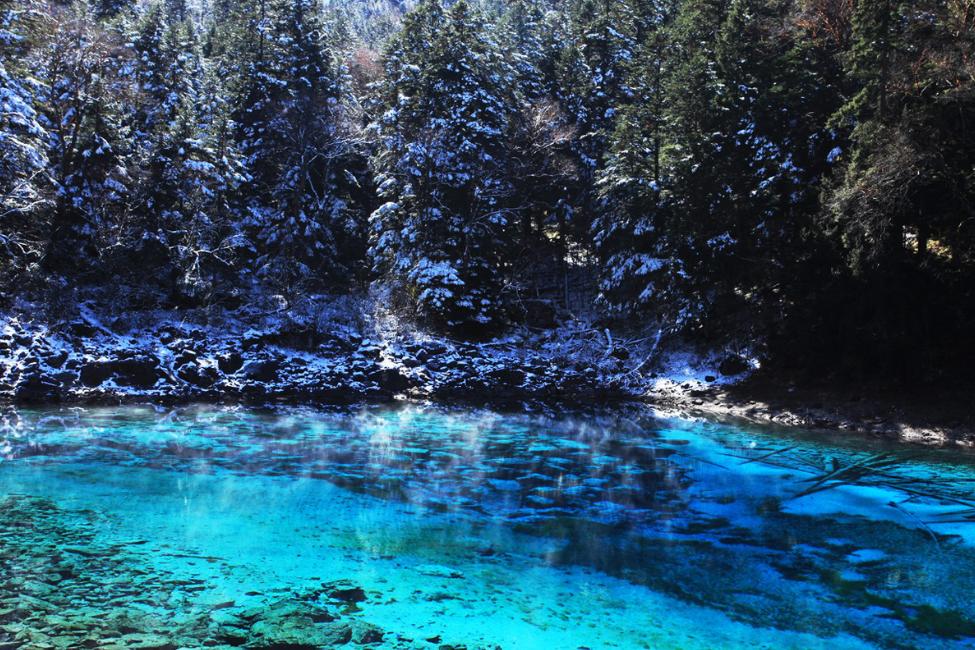 卫星图上的九寨沟,九寨沟全景解说