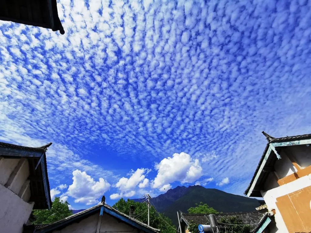 香格里拉家乡,香格里拉蓝天白云美景