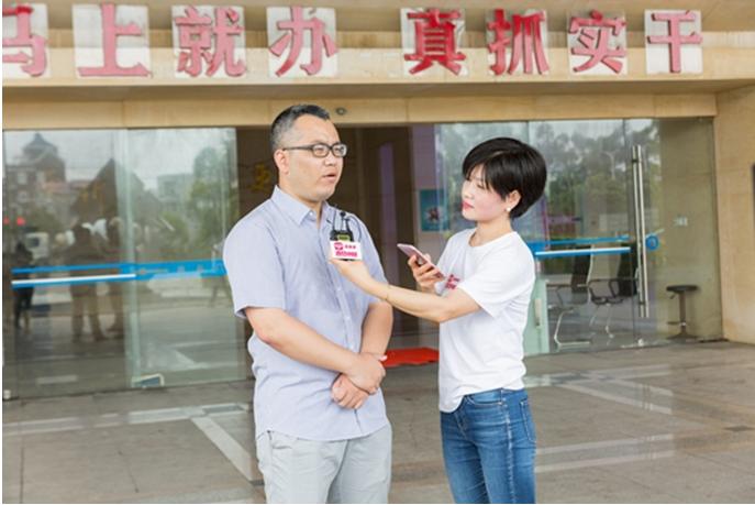 拼多多“全球购”直播间落地福建福州，17万人拼单江阴保税仓