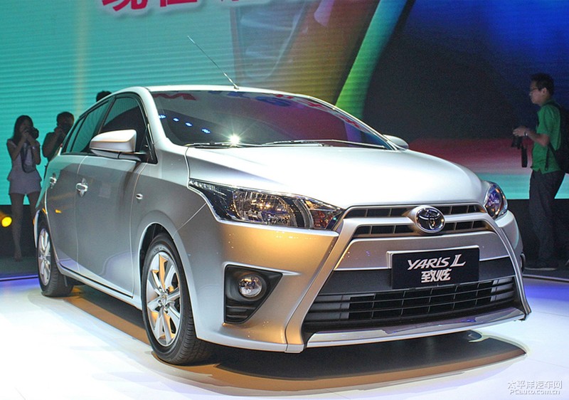 丰田yariscross2024,丰田yarislcross