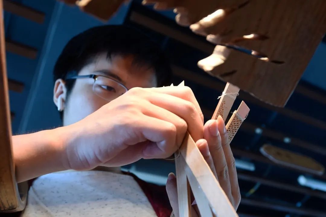 王星记绢扇,王星记真丝绢扇