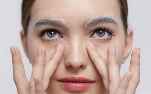 眼霜中的爱马仕!清爽不长脂肪粒,去黑眼圈效果秒2000元腊梅,亲测有效