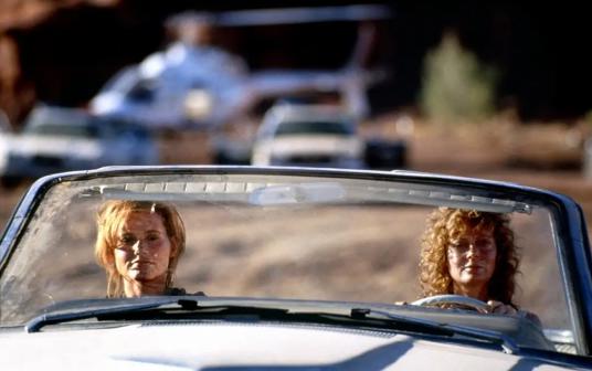 教科书般的公路片,看过的都对女主念念不忘