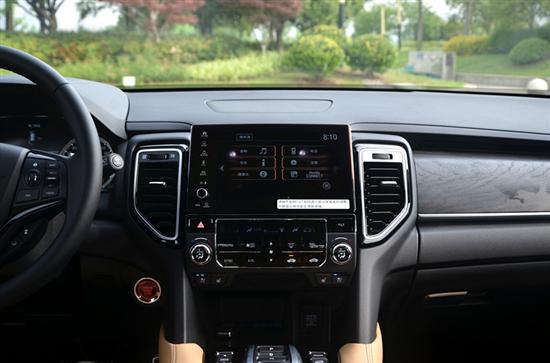 成都2018年四驱本田ur-v二手车,本田ur-v2023款240turbo两驱致境版