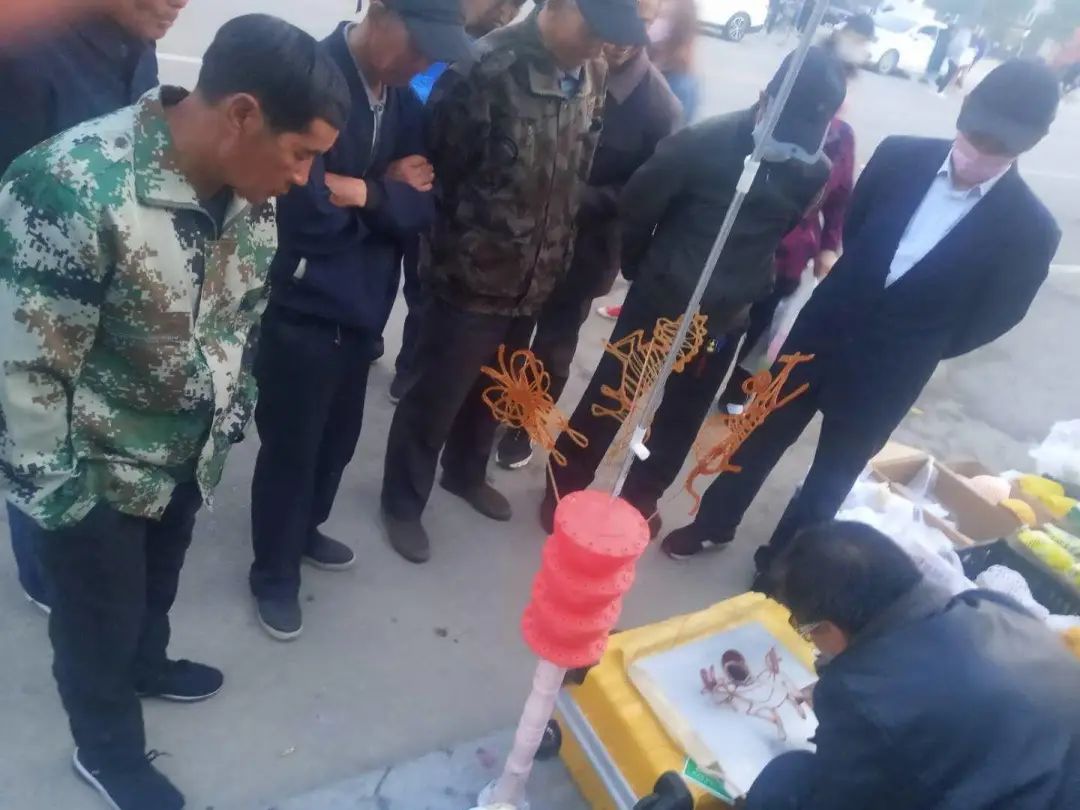 摆摊真的很赚钱吗,还愿意去摆摊吗