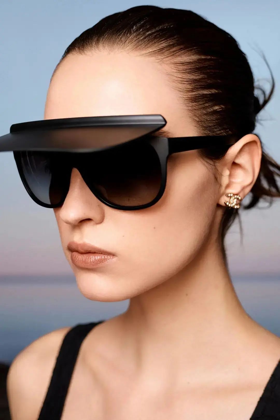 跟着香奈儿穿出大牌气质,香奈儿度假系列和高级成衣