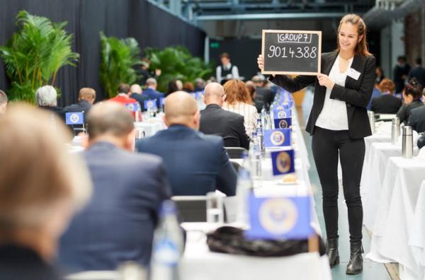 伊利碳金奖,伊利闪耀大奖