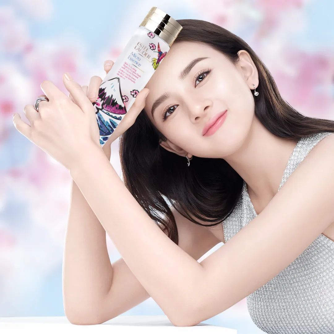 用完这一瓶，你就是夏日里的“樱花肌”女孩