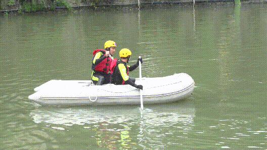 科普如何正确处理溺水事件,生死时速溺水急救误区及科学施救