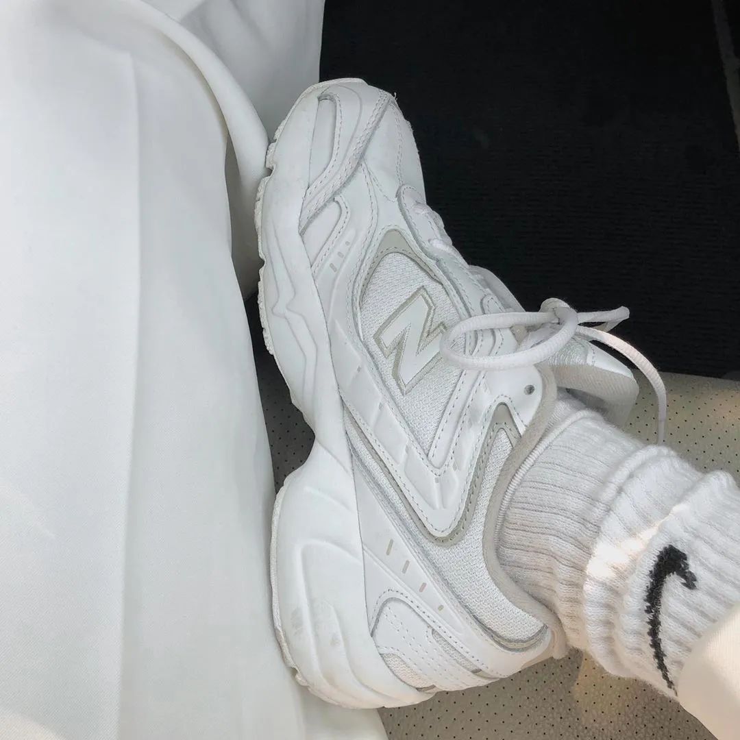 别追BM风了，今年做个NIKE女孩吧