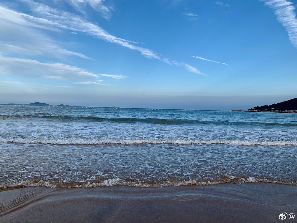 2000元飞机可容纳16人,2000块钱无限次飞海南