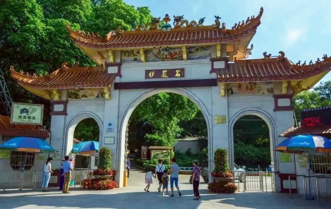 南宁附近最适合游泳避暑的地方,南宁夏天有哪些避暑的地方