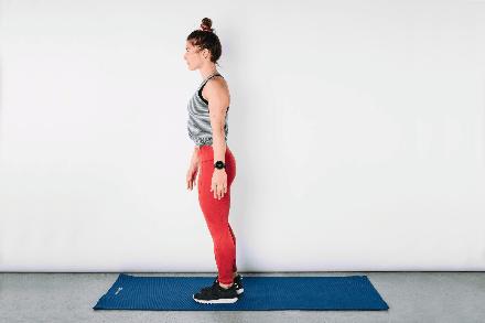 老年膝盖僵硬，明明疼痛难忍，为啥医生让多锻炼？该如何锻炼呢？