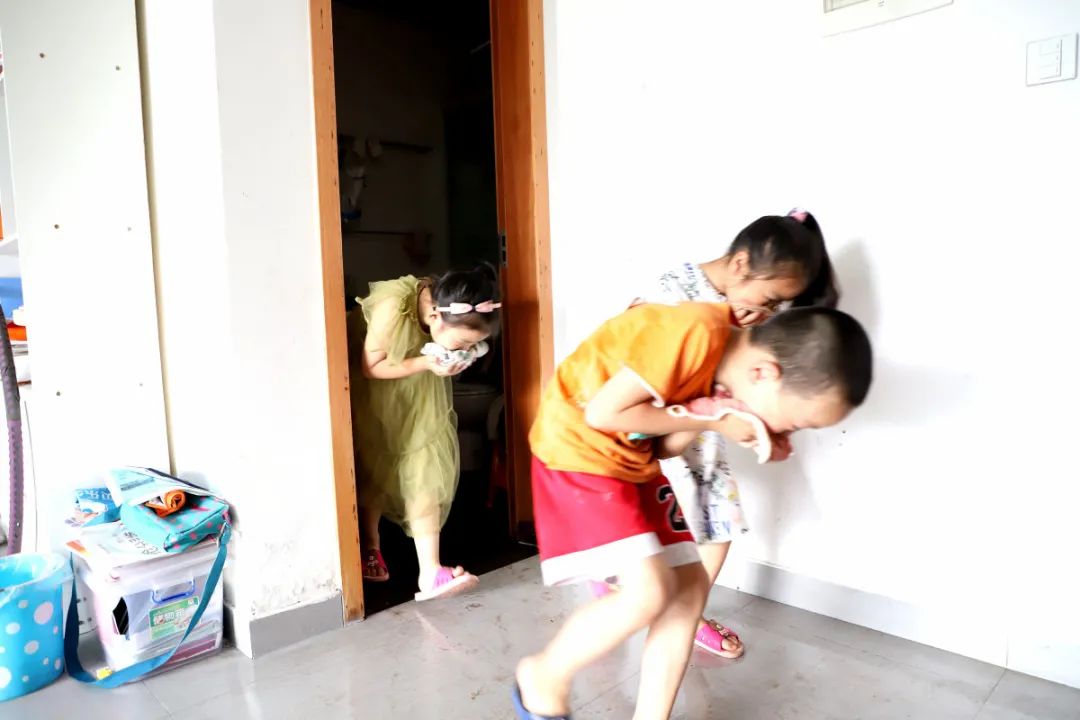 火灾逃生自救方法青少年安全教育,发生火灾如何自护自救英文