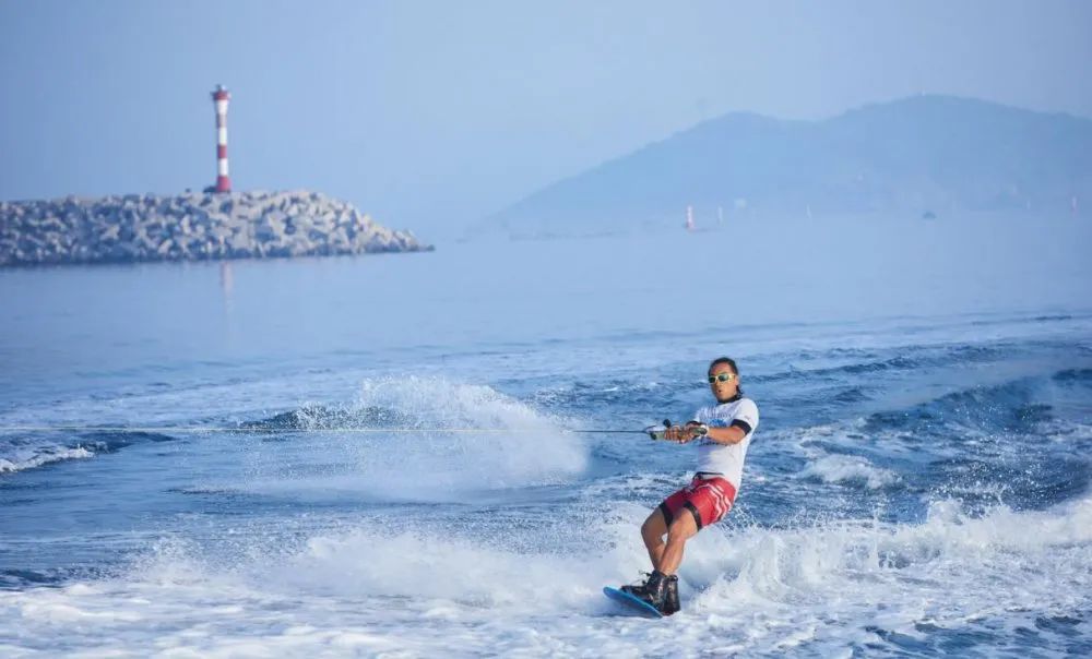 红红火火恍恍惚惚！加长版三伏天来了！沁凉碧海沙滩之旅约起