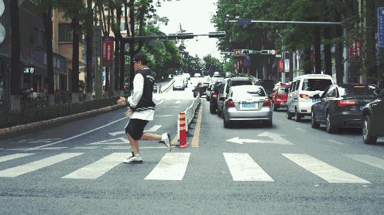 昆明具有历史文化的街区,昆明街头的文化