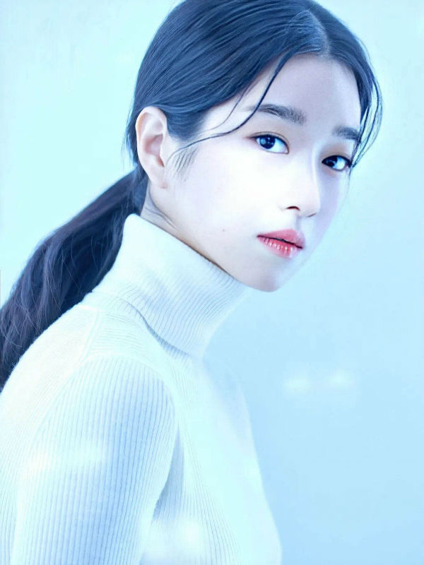 徐睿知倒钩眼线妆,金秀贤徐睿知魔女作品