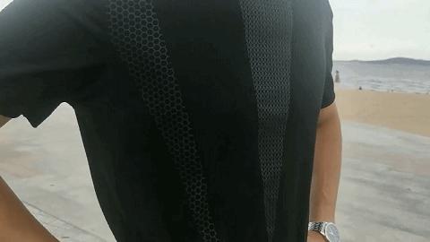 开车三分钟就散热,开车几分钟后背就出汗