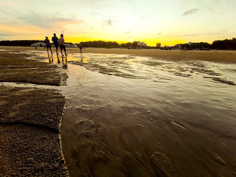 染了彼此乡愁，从此长途跋涉