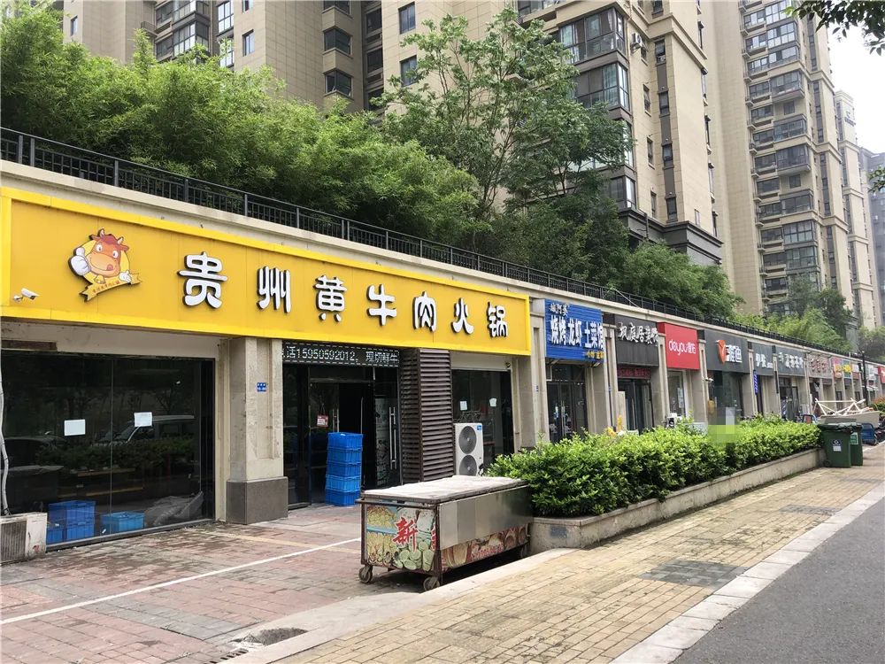 双学区，地铁近，配套全，这个网红小区交付两年却仅涨4000元/㎡