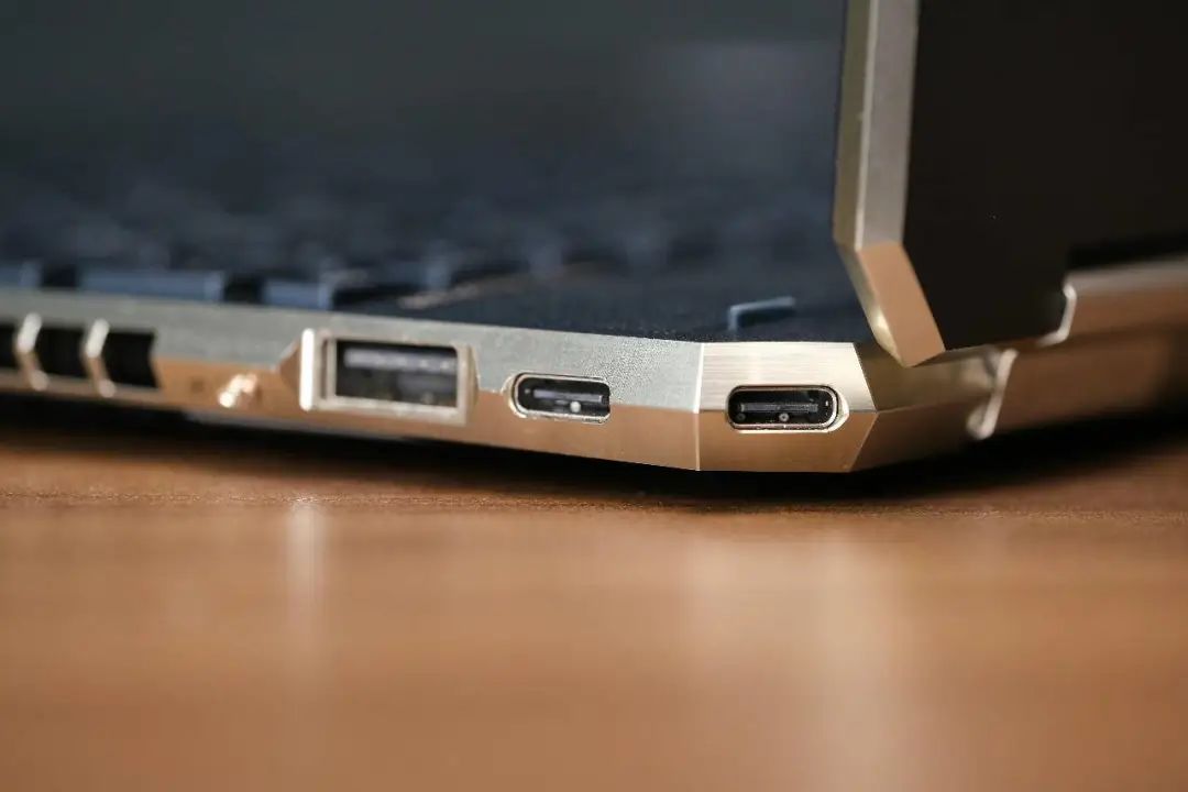 惠普spectrex36015测评,惠普spectrex360二合一功能