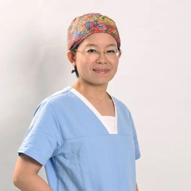 直肠癌已确诊，医生却说不要急着做手术？我需要一个合理解释！