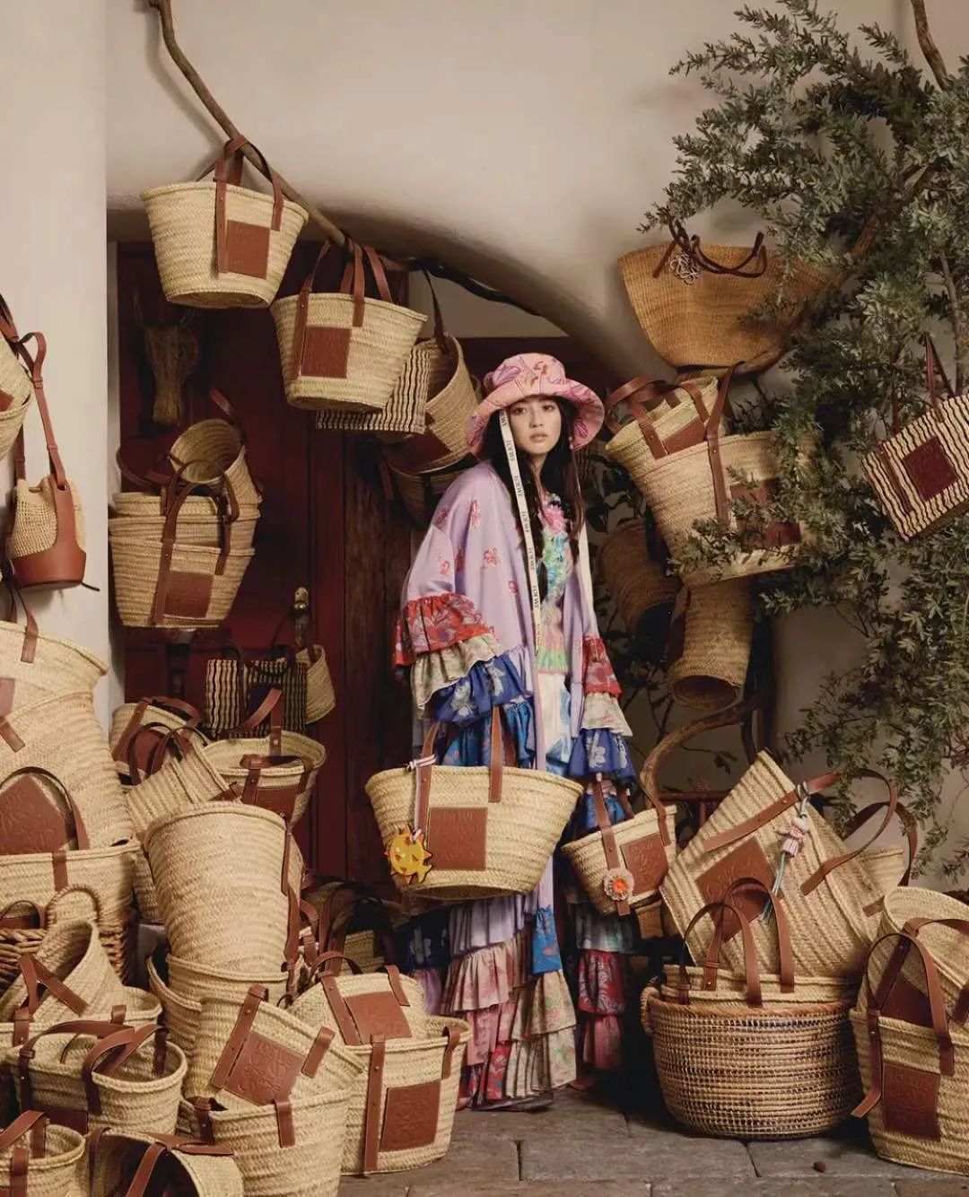 BAO料｜没有一只草编包，怎么能好好过夏天呢？