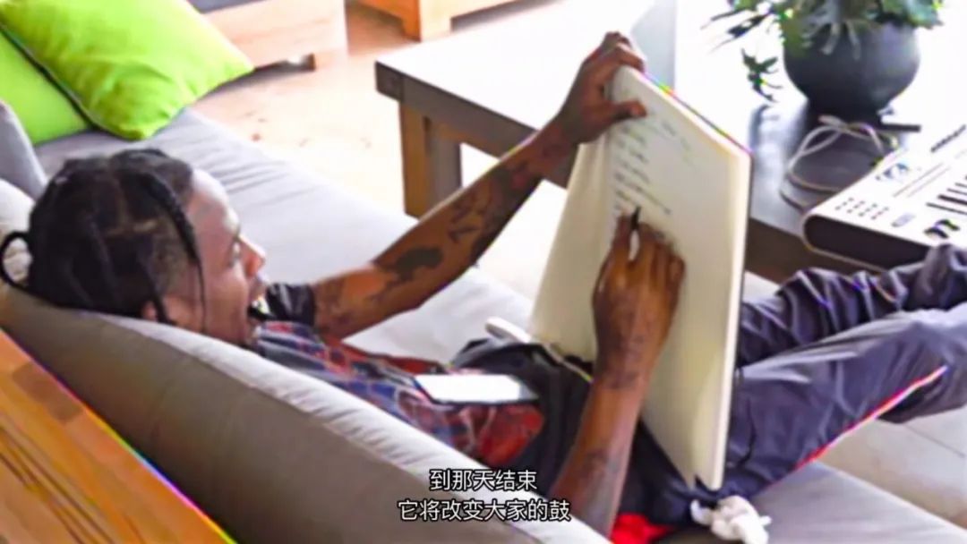 开学买好多本子,开学买个书包