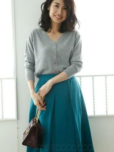 沉浸式收纳衣柜穿搭博主,衣柜分享穿搭博主