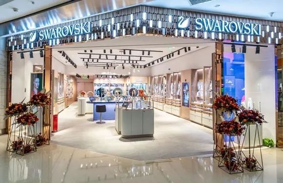 施华洛世奇天鹅向左还是向右,施华洛世奇天鹅珍珠