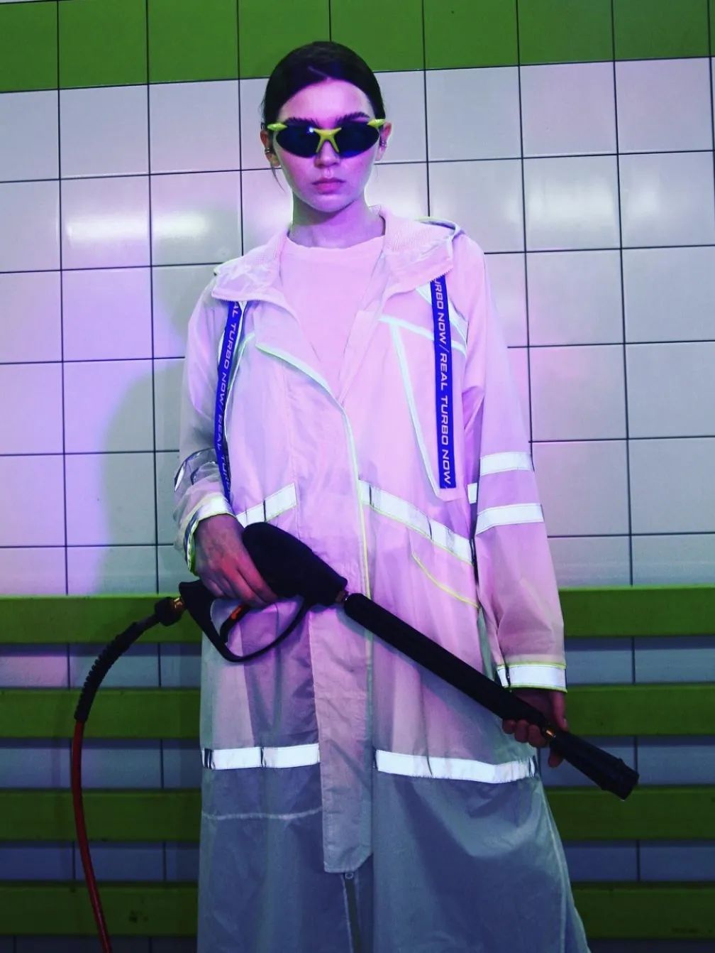 男朋友寄的包裹里的信,男朋友寄的包裹礼物