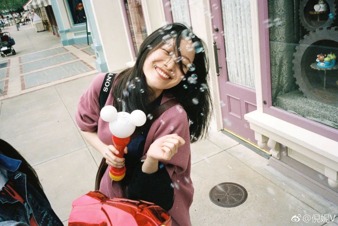 女明星笑的很好看,女明星笑起来丑到爆