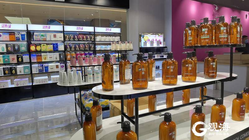 青岛最美海滨足球场,青岛崂山免费开放的足球场