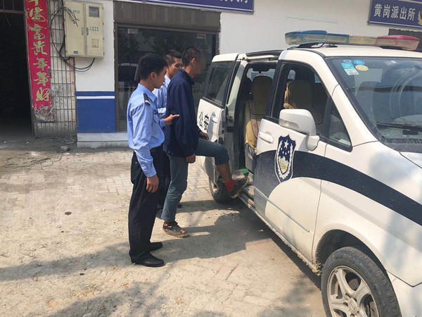 水浒传中时迁在哪里偷鸡,时迁在水浒传里偷了些什么