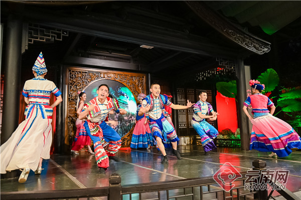 畅叙友情共迎新春,庚子中秋夜