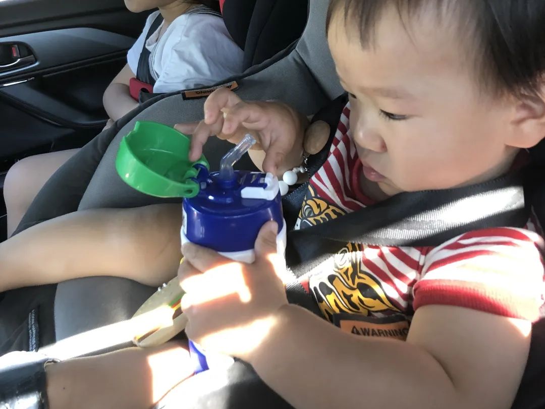 纯钛水杯与304水杯优缺点,儿童水杯优点