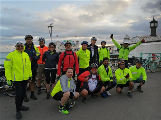 关达智：英国第一位华人肾科专家的成长史