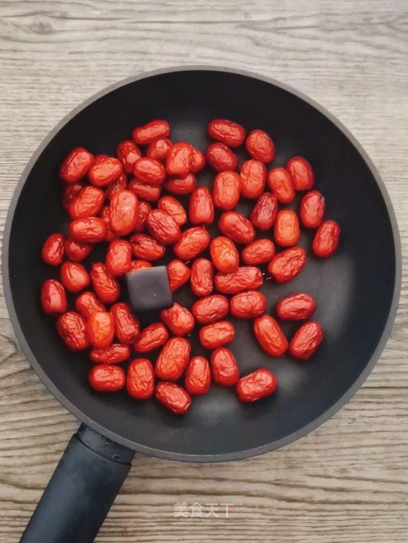 一日吃三个枣容颜不会老,一日吃三蒸枣终身不显老