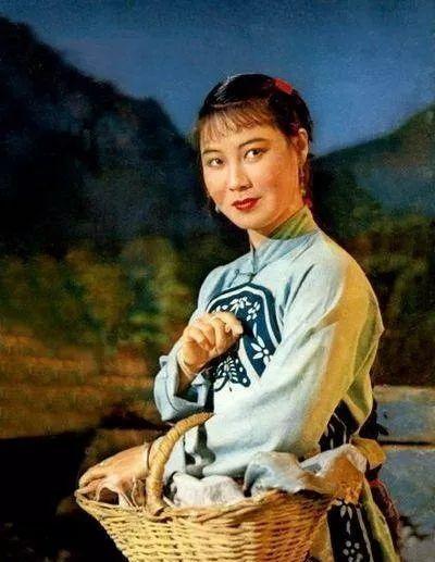 鎶楃編鎻存湞绾㈣壊缁忓吀浠嬬粛,鎶楃編鎻存湞鍗侀儴椤剁骇鎶楁棩澶х墖