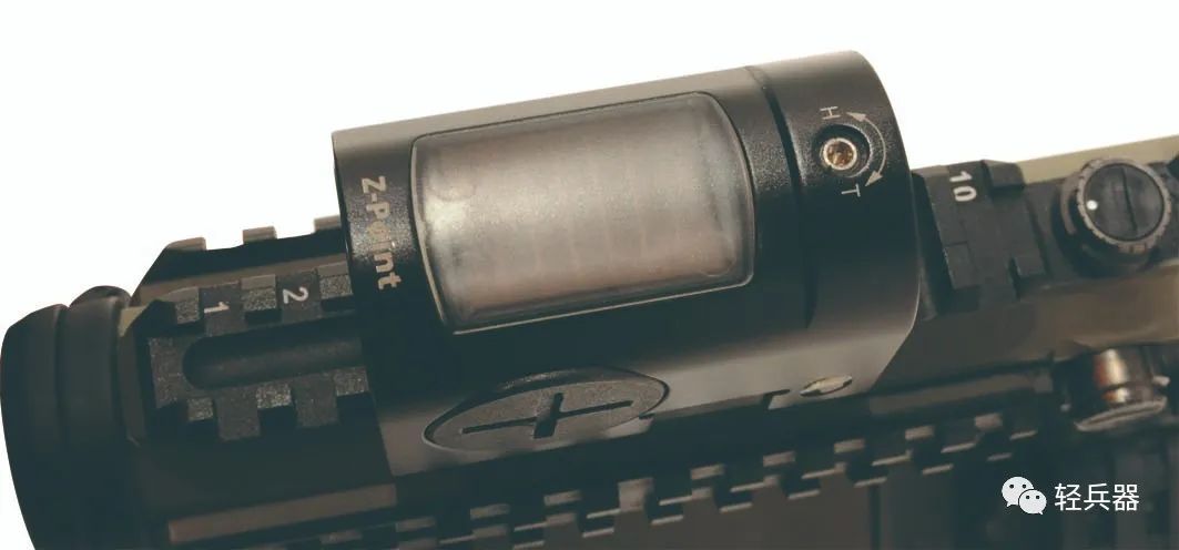 反射式瞄准镜与多倍镜组合,全息瞄准镜加三倍镜组合枪械