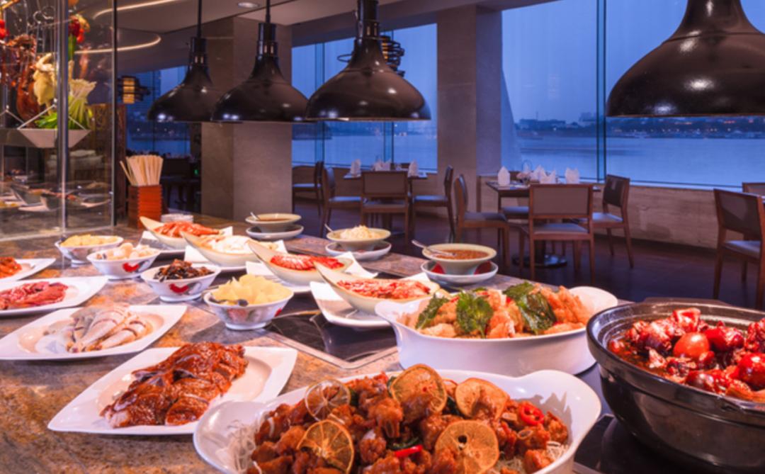 白天鹅宾馆套票,白天鹅宾馆哪里预订最实惠