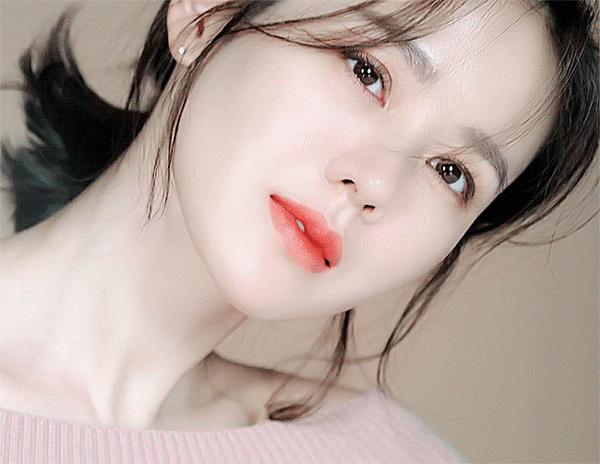 伪素颜女神懒人必备素颜霜,真心不错的一款懒人素颜霜