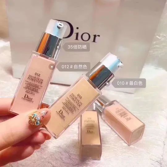 百元也可以买奢侈品,国内专柜版和海外直采哪个好