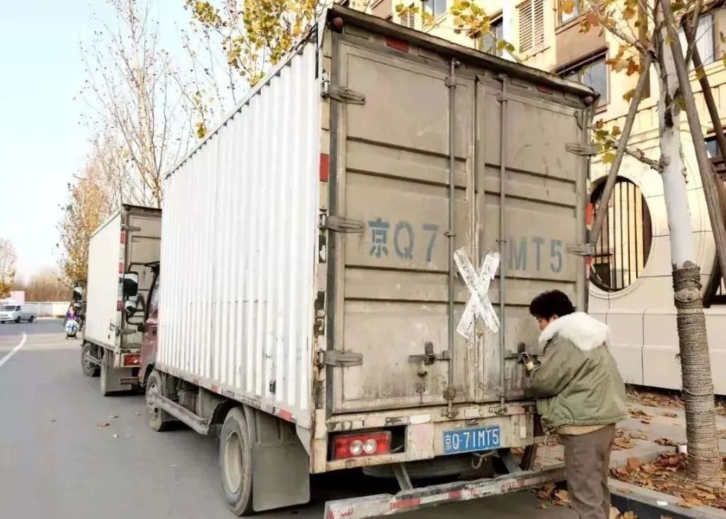 快递大面积停摆官方回应,官方回应快递大面积停摆了