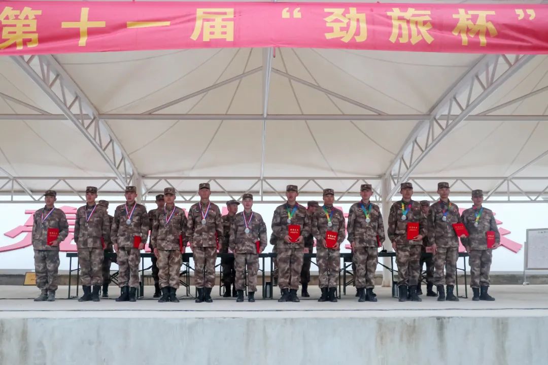 寒风中的他们完整版,寒风中他们一直在坚守