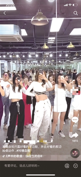 一节课收费1200元,一节课收费500左右