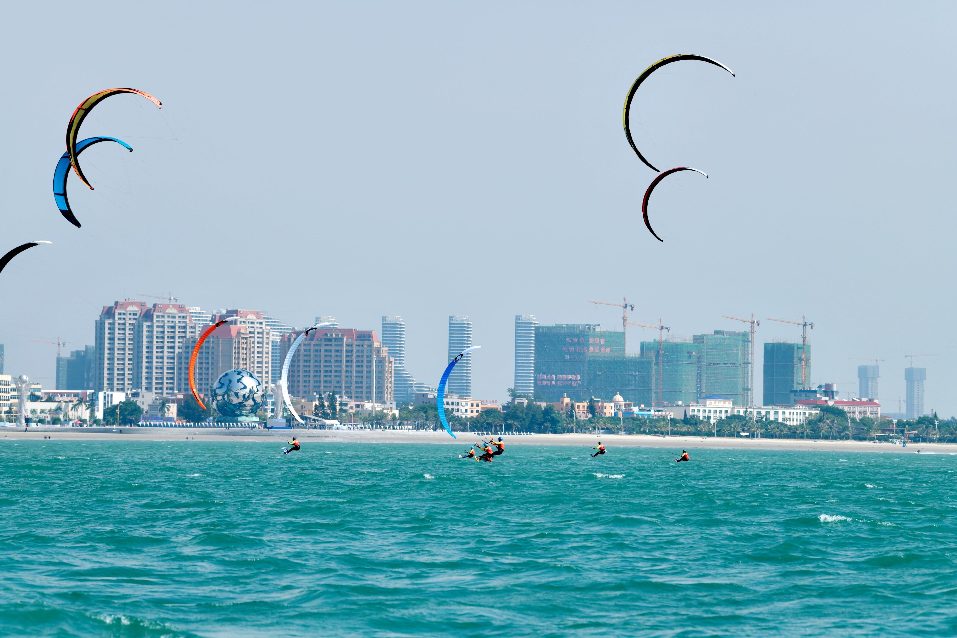 中国十大气候宜居城市北海,北海荣获中国首批避寒胜地