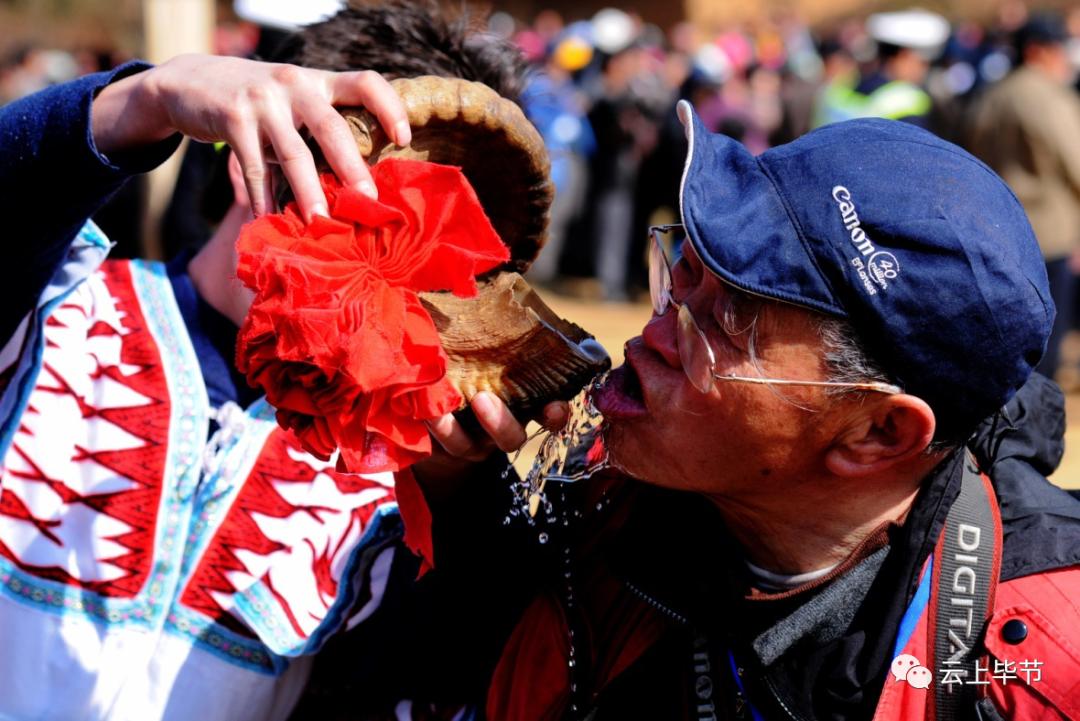 贵州威宁县苗族歌舞,威宁县春节苗族歌舞