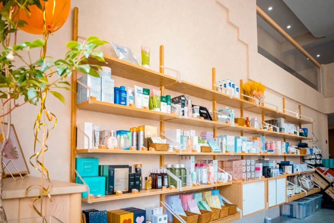 旧仓库改造网红打卡地,老厂房打造成网红打卡地